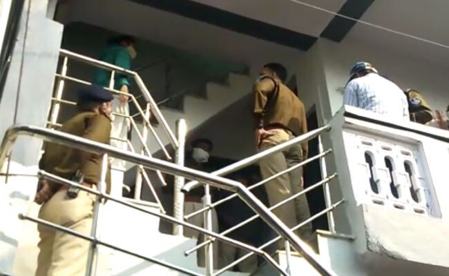 Madhya Pradesh: Three members of a family murdered in Ratlam – मध्‍य प्रदेश: रतलाम में एक ही परिवार के तीन सदस्‍यों की गोली मारकर हत्‍या