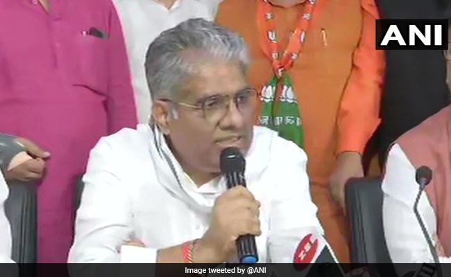 बीजेपी ने बिहार में किया जीत का दावा, कहा - झूठे वादों पर विकास की जीत