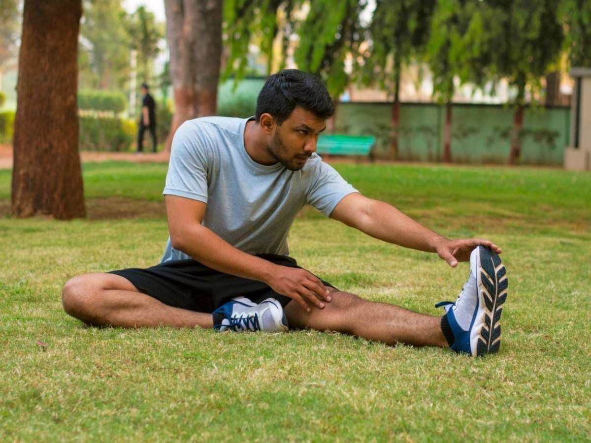 Joint pain in knees: सर्दियों में जोड़ों के दर्द से हैं परेशान तो रूटीन में शामिल करें ये एक्सरसाइज, फिर देखें कमाल.. Joint pain in knees: सर्दियों में जोड़ों के दर्द से हैं परेशान तो रूटीन में शामिल करें ये एक्सरसाइज, फिर देखें कमाल..