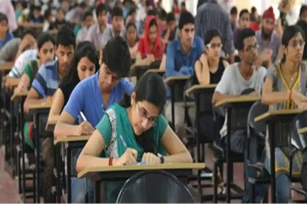 2019 की मुख्य परीक्षा पर रोक, 2020 के प्रीलिम्स एग्जाम की घोषणा से उलझे अभ्यर्थी
