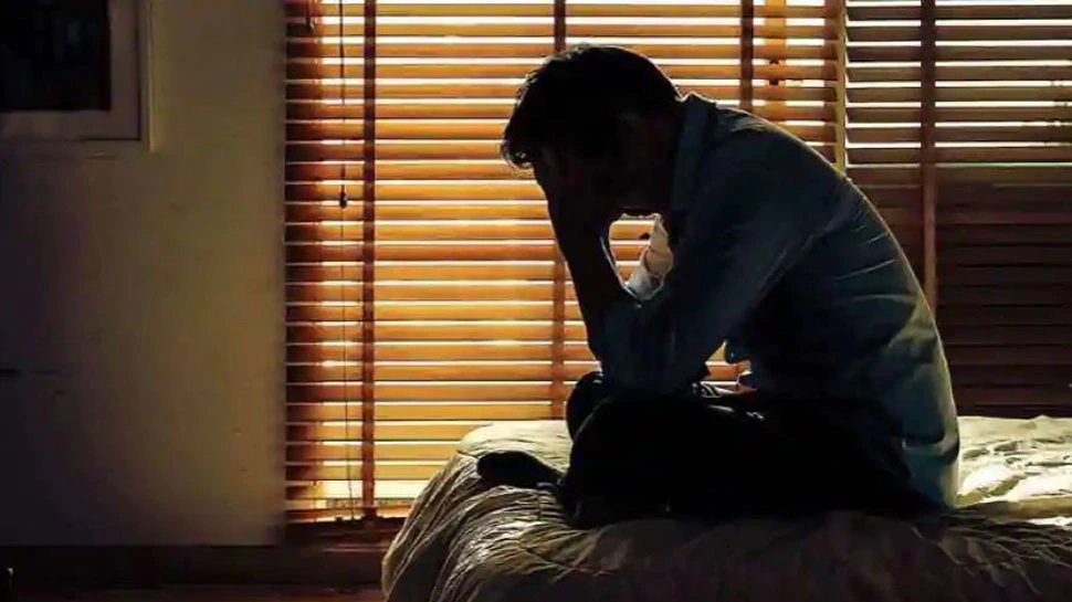 China में E-Commerce Industry के कर्मचारियों के लिए जानलेवा साबित हो रहा काम का बोझ