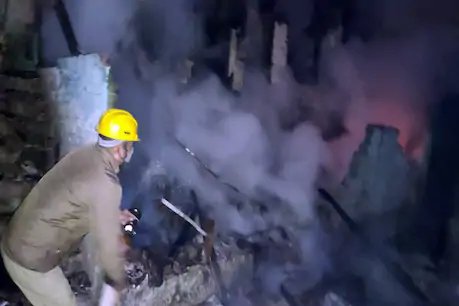 इसके बाद थाने जाकर FIR दर्ज कराई गई. (सांकेतिक फोटो)