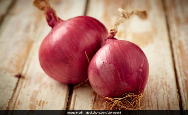 राष्ट्रीय स्तर पर प्याज की औसत खुदरा कीमत पिछले साल से 60 प्रतिशत कम: सरकार