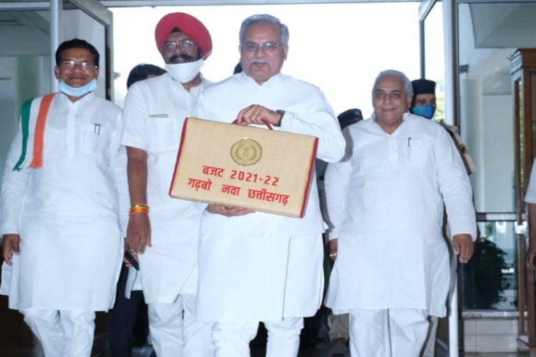 छत्तीसगढ़: कांग्रेस विधायक अरुण वोरा कोरोना पॉजिटिव, 2 दिन पहले सीएम भूपेश बघेल के साथ आए थे नजर