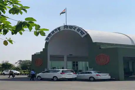 छत्तीसगढ़ में विधायक और मंत्रियों के कोरोना पॉजिटिव होने का सिलसिला थम नहीं रहा है.