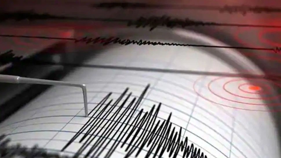 New Zealand के उत्तरी-पूर्वी तट पर महसूस किया गया 7.3 तीव्रता का Earthquake, Tsunami की चेतावनी New Zealand के उत्तरी-पूर्वी तट पर महसूस किया गया 7.3 तीव्रता का Earthquake, Tsunami की चेतावनी