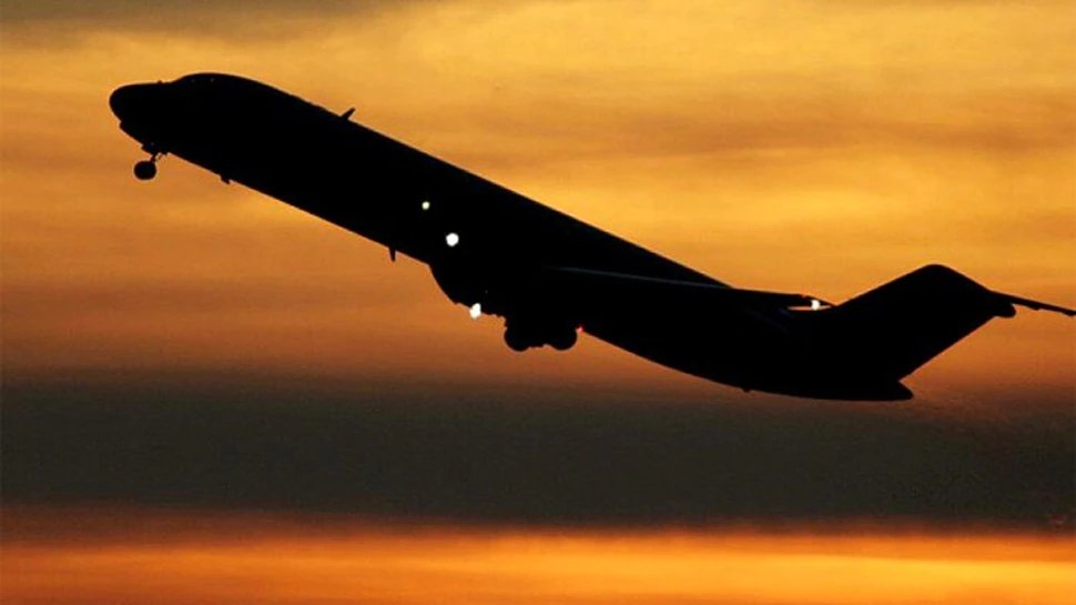 Iran के Revolutionary Guards ने नाकाम किया Plane Hijack Plan, 100 से ज्यादा यात्री थे सवार Iran के Revolutionary Guards ने नाकाम किया Plane Hijack Plan, 100 से ज्यादा यात्री थे सवार