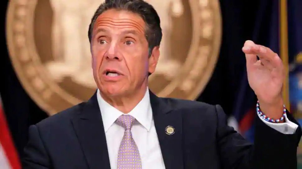 Andrew Cuomo is in trouble: Now sixth woman accuses New York governor of harassment | New York Governor Cuomo की मुश्किलें बढ़ीं, एक और महिला ने लगाया Inappropriately Touching का आरोप