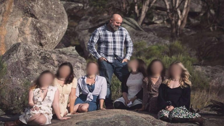 Australian police arrested former soldier, who kept women as sex slaves | महिलाओं को Sex Slaves बनाकर रखता था Former Soldier, पुलिस की कार्रवाई में सामने आया खौफनाक सच