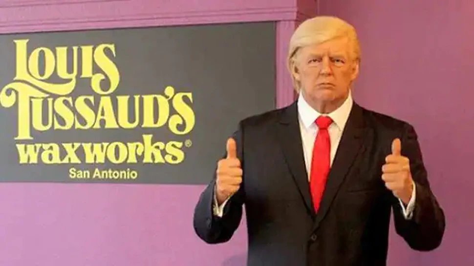 Donald Trump wax Statue removed from museum after visitors keep punching it | Donald Trump के Wax Statue पर मुक्के बरसा रहे थे लोग, म्यूजियम प्रबंधन ने मूर्ति को ही हटा दिया