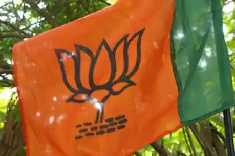 
बंगाल चुनाव स्टार प्रचारकों की सूची से छत्तीसगढ़ बीजेपी नेताओं के नाम नहीं होने पर कांग्रेस ने न‍िशाना साधा है