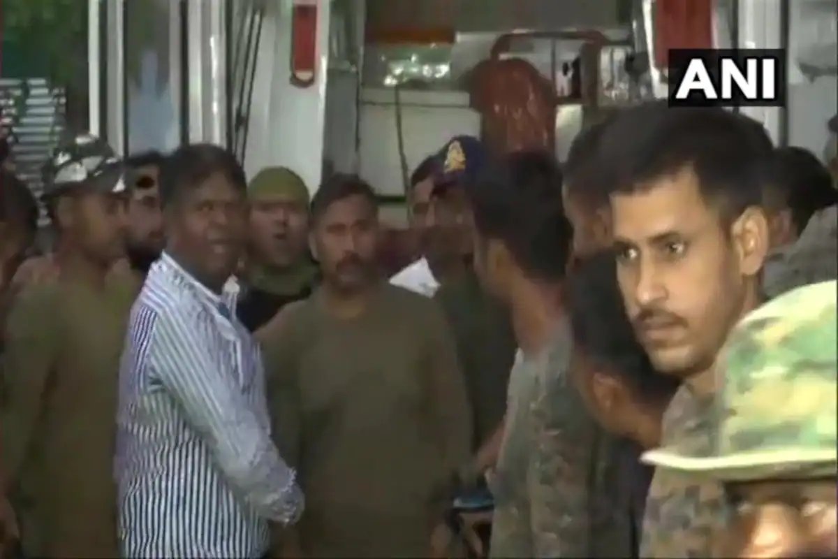 छत्तीसगढ़: रिहाई के बाद गृहमंत्री अमित शाह ने की कोबरा जवान राकेश्वर सिंह मनहास से बात, जाना हाल