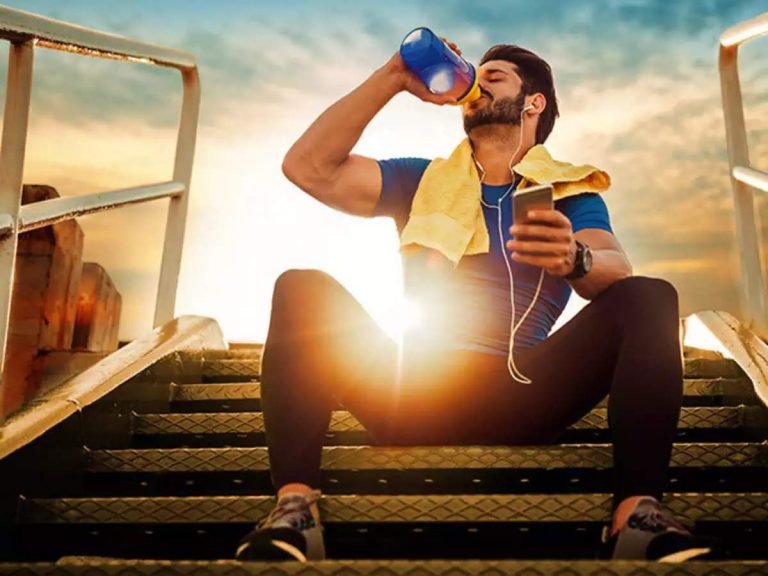 workout in summer is good or bad: गर्मी में वर्कआउट करते वक्त इन बातों को न करें नजरअंदाज, वरना फेल हो सकता है बॉडी का कूलिंग सिस्टम – do not ignore these things while doing exercise in summer season and look out for warning signs