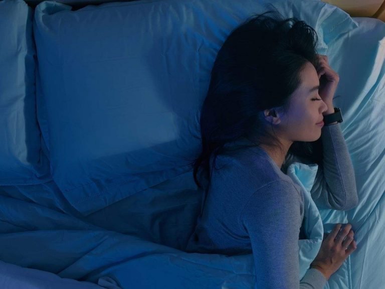 tips to sleep better and faster: विज्ञान के इन ट्रिक्स के जरिए पलक झपकते ही आएगी नींद, टेंशन से मिलेगा छुटकारा और दिनभर फील करेंगे ताजगी! – methods to get fast and better sleep according to science