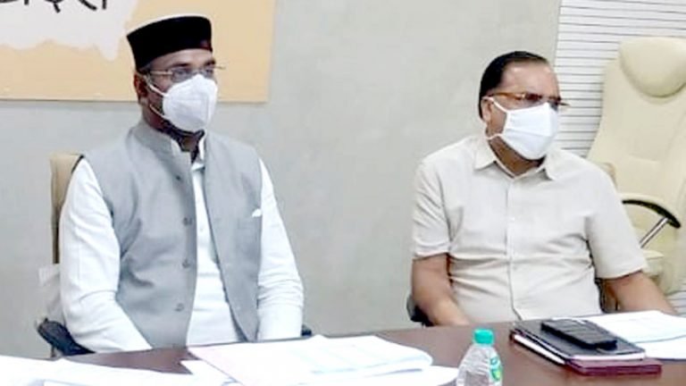 मंत्री श्री सारंग ने की मेडिकल कॉलेजों के डीन से की चर्चा और दिये निर्देश