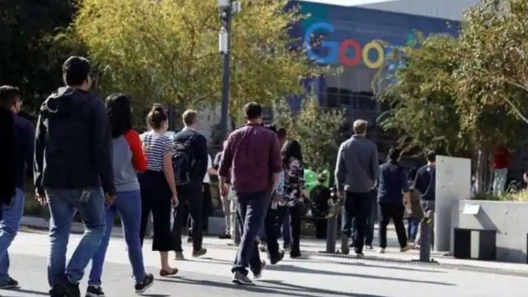 Google employees who work from home permanently face salary cut | अब WFH पड़ेगा महंगा! Google कर्मचारियों की सैलरी में हो सकती है कटौती
