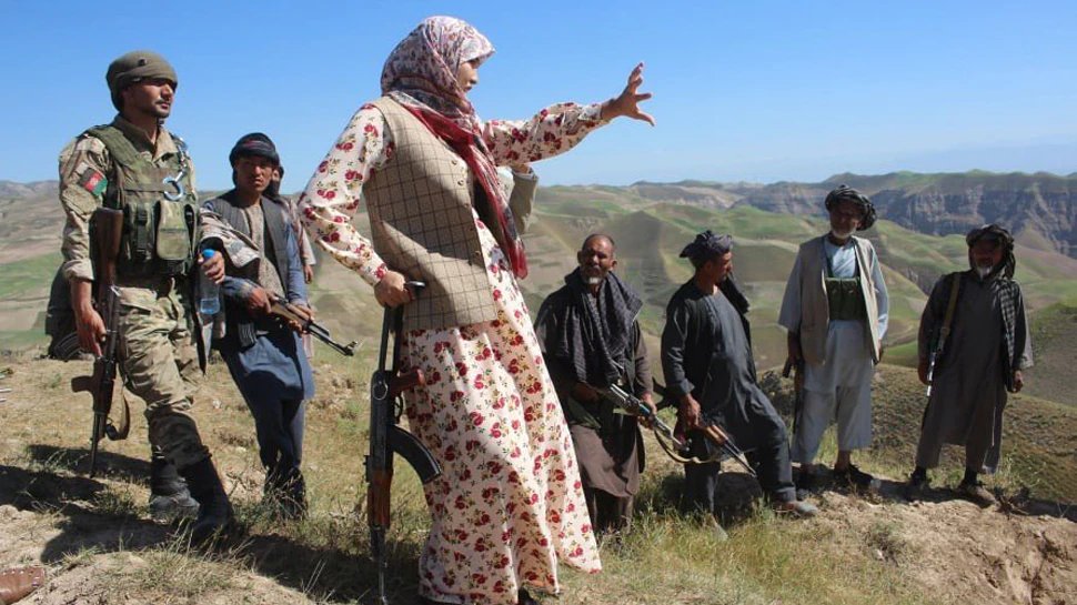 Lady Governor Salima Mazari captured by Taliban Fighters, who took up arms to fight in Balkh Province | Taliban को खुला चैलेंज देने वाली लेडी गवर्नर हुईं कैद, खुद बंदूक उठाकर लड़ रही थीं लड़ाई