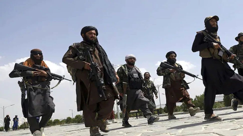 Taliban terrorists detained zohib coordinator for evacuations of Indians in Kabul | काबुल में सभी भारतीय सुरक्षित, आतंकियों ने Indian कोऑर्डिनेटर को किया रिहा