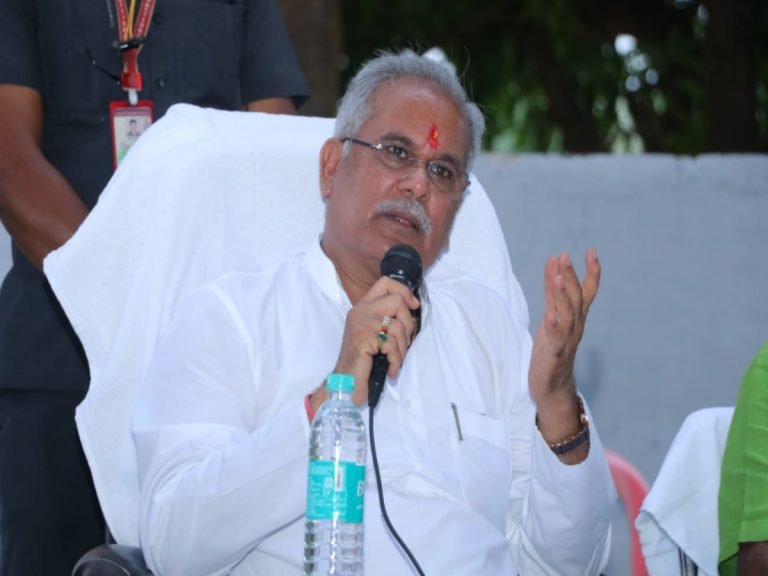 राहुल गांधी से ईडी की पूछताछ जारी, छत्तीसगढ़ के विधायक गिरफ्तार, भूपेश बघेल बोले- कांग्रेस डरेगी नहीं