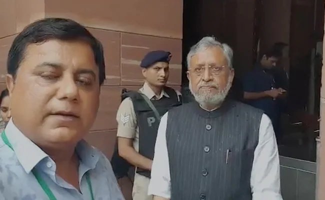 जीएसटी काउंसिल की बैठक में समर्थन करते हैं, बाहर विरोध करते हैं : सुशील मोदी का विपक्ष पर आरोप