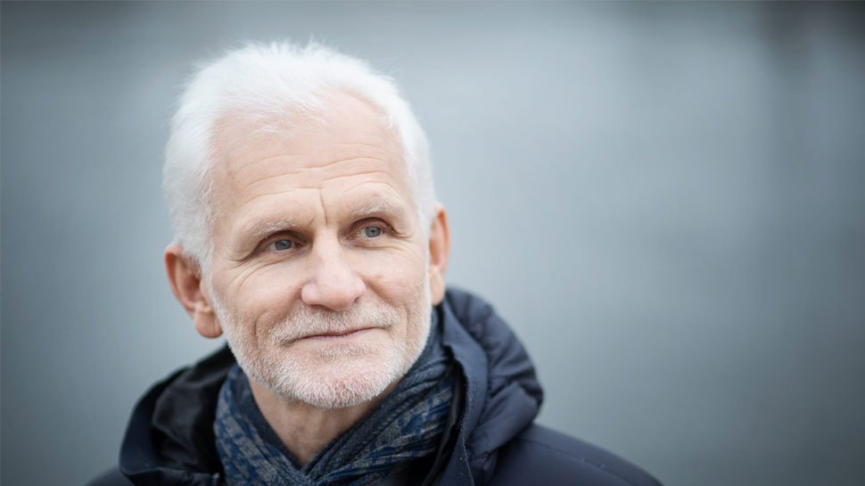 1358009-nobel.jpg