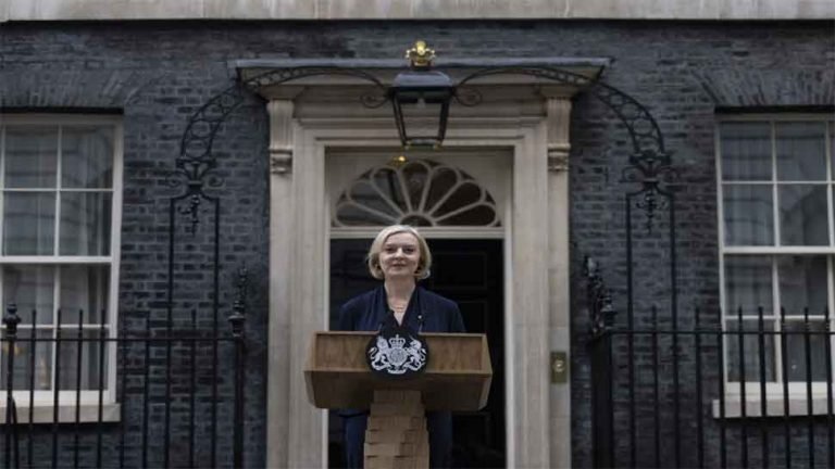 UK What happened in the Night of Westminster disturbances that forced Liz Truss to step down as PM | UK: ‘वेस्टमिंस्टर गड़बड़ी की रात’ में ऐसा क्या हुआ, जिसकी वजह से लिज़ ट्रस को छोड़नी पड़ी पीएम की कुर्सी