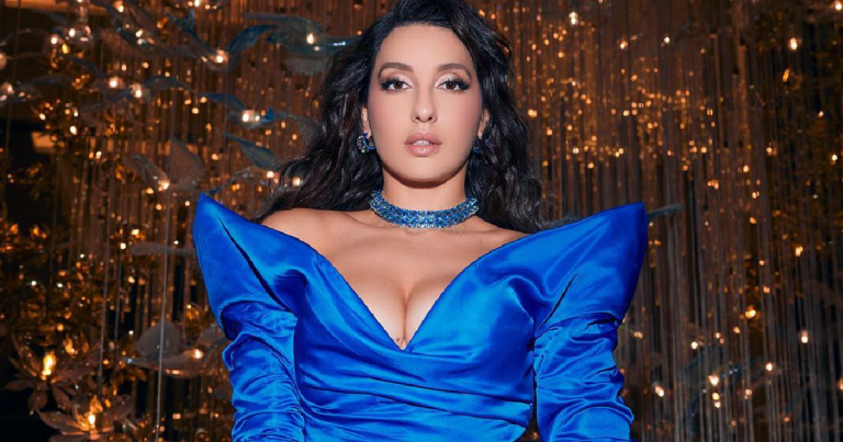 new year party 2023, New Year 2023 पार्टी में नोरा फतेही के इस लुक से चार चांद लगा सकती हैं आप, मुड़-मुड़कर देखेंगे लोग – lifestyle new year 2023 party look inspiration from nora fatehi blue mini dramatic dress