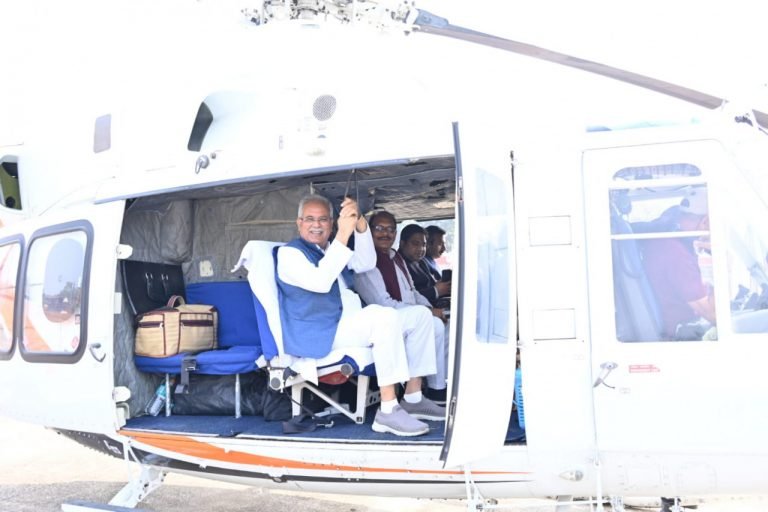 मुख्यमंत्री भूपेश बघेल ग्राम नोनबिर्रा पहुंचे