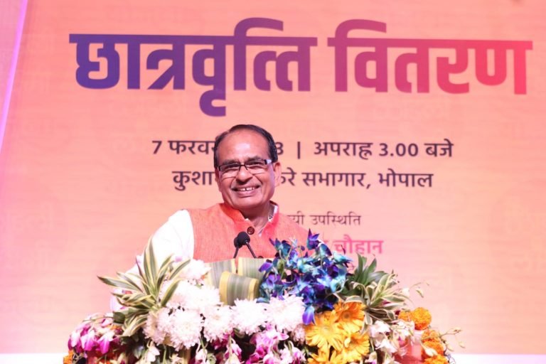 झूठे वादे करना और भूल जाना ही कमल नाथ का काम, किसानों को नहीं दिये थे कृषि उपकरण