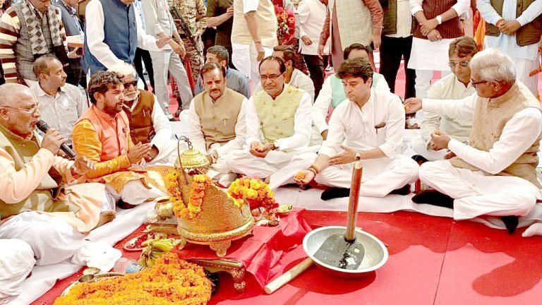 विकास यात्रा : 20 हज़ार 606 लोकार्पण, 15 हज़ार 457 भूमि पूजन हुए : CM Shivraj