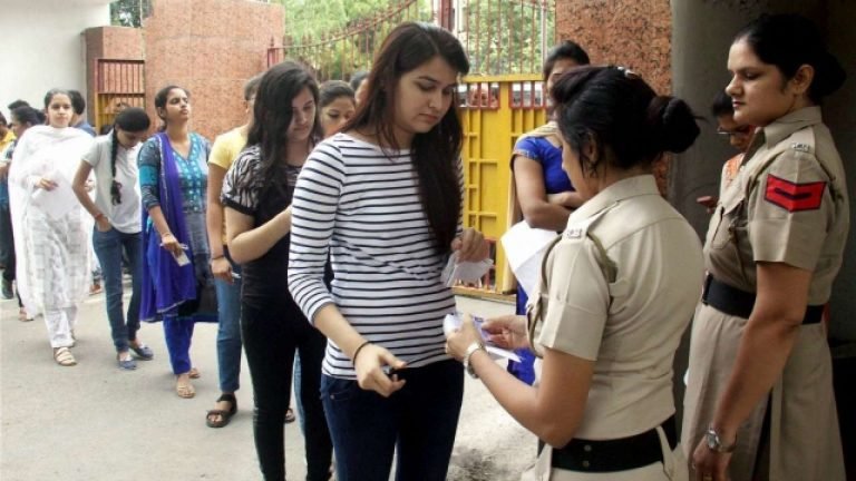 UPSC में बंपर भर्तियां: 1105 पद, 32 साल से अधिक उम्र के न करें आवेदन