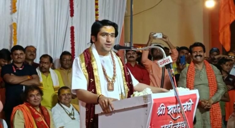 शादी करो, तीन-चार बाल बच्चे पैदा करो और दो को राम के नाम कर दो