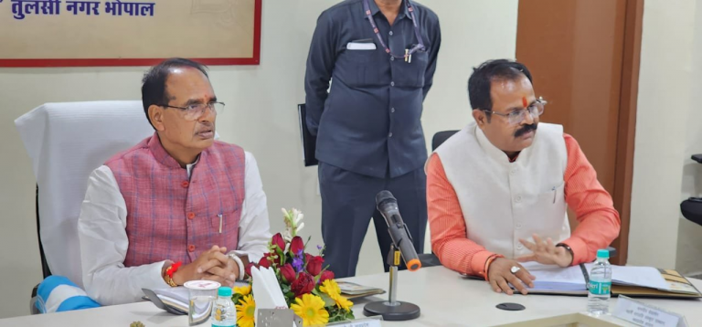 किसानों के साथ है सरकार, ​ओलावृष्टि प्रभावित क्षेत्र का होगा सर्वे, मुख्यमंत्री ने किया आश्वस्त