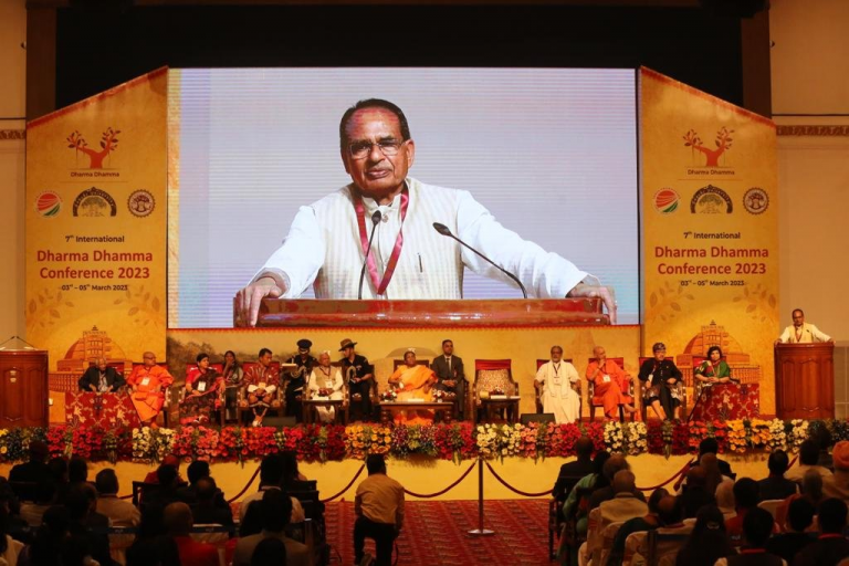 एक ही चेतना समस्त जड़ और चेतन में विद्यमान है, यही भारत का मूल चिंतन है : शिवराज सिंह चौहान