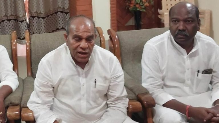 गौरीशंकर बिसेन ने PM MOdi की उम्र पर उठाए सवाल, बोले-मैं उनसे उम्र में छोटा हूं