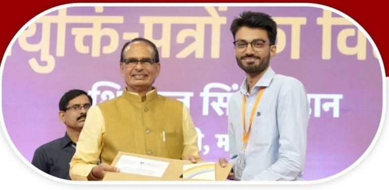 60 हजार भर्ती पूरी हुईं, 40 हजार की प्रक्रिया जारी है, 50 हजार पदों के लिए आएगा विज्ञापन