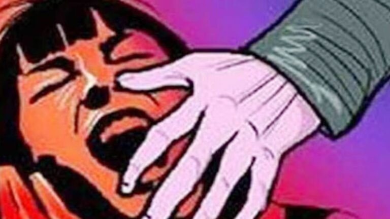 हरदोई: नाबालिग लड़की के साथ गैंगरेप, बेहोशी की हालत में घर के बाहर फेंका – Gangrape Minor Girl Police Hardoi Uttar Pradesh lclar
