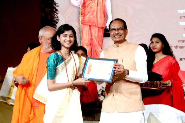 SKY MP : अनूठी रोजगार योजना, काम भी सीखो और हर महीने 8 से 10 हजार कमाओ भी