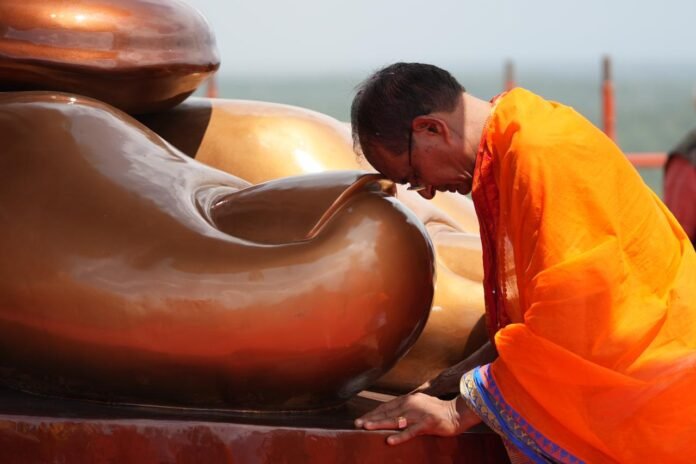 CM Shivraj unveiled the grand statue of 108 feet high Acharya Shankar