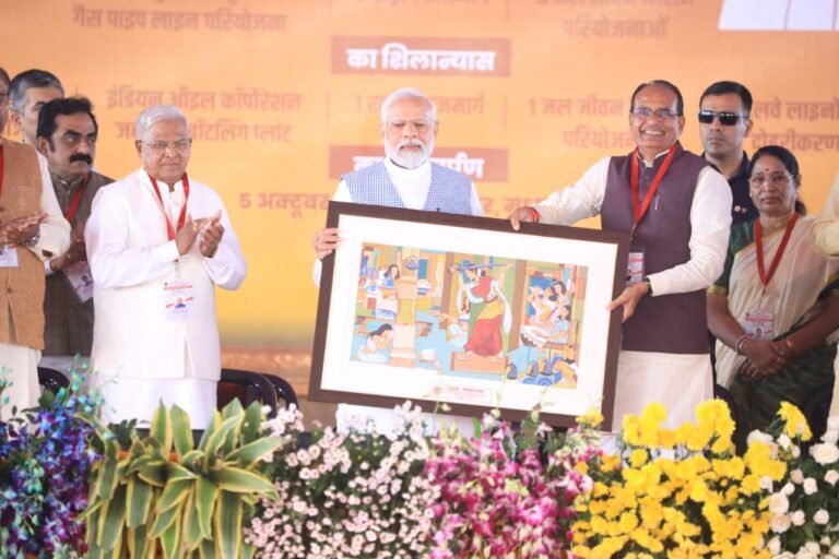 ना गरीबों का पैसा लूटने दूंगा, न कांग्रेस नेताओं की तिजोरी भरने दूंगा : PM MODI