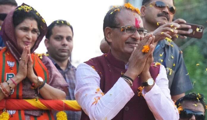 Muslim women performed aarti of CM Shivraj Muslim women performed aarti of CM Shivraj