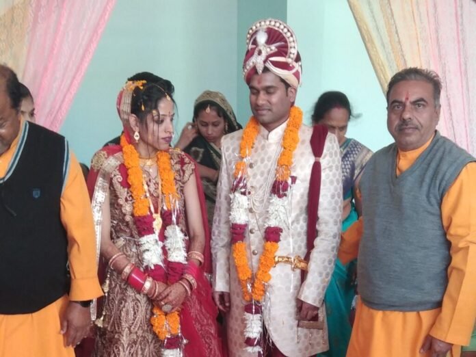 Blind boy and blind girl fell in love and got married