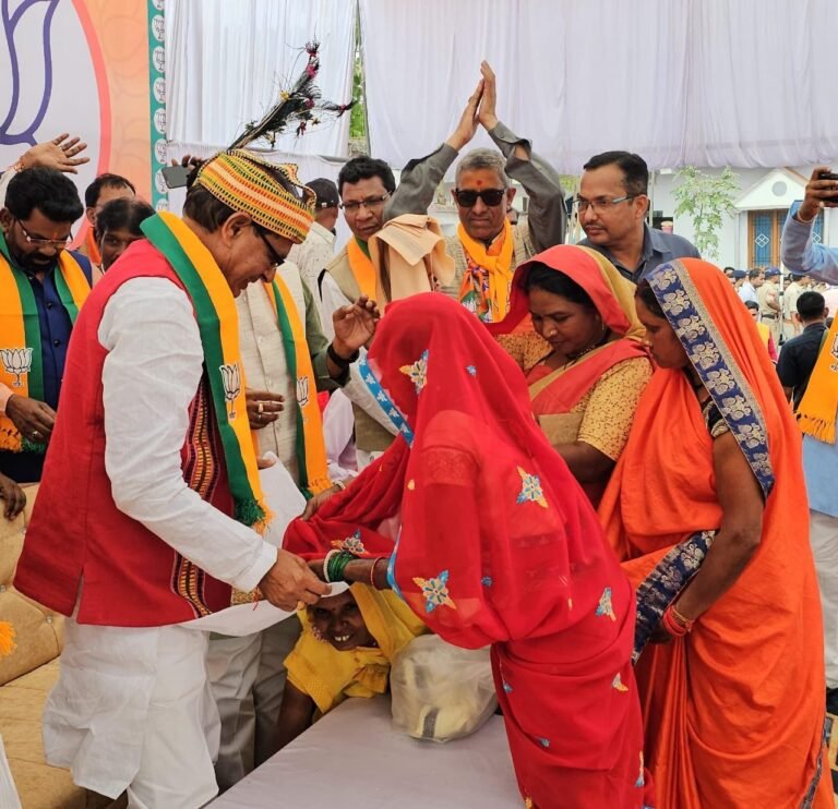 कमल नाथ ने कफन के 5 हजार रुपये देना बंद करके किया था पाप : Shivraj Singh Chauhan