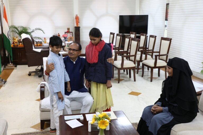 मुस्लिम लाड़ली बहना ने भाजपा को दिया वोट, देवर ने की मारपीट, परिवार कर रहा प्रताड़ित