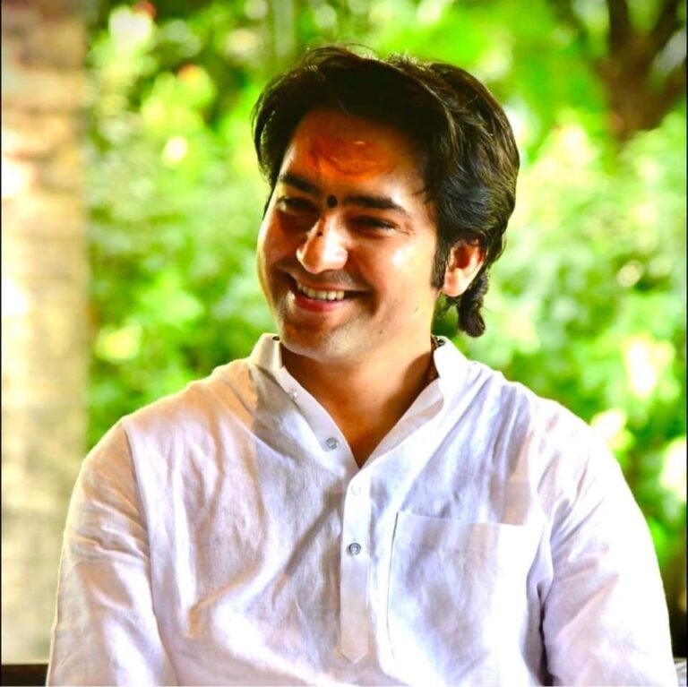 भारत सरकार को मंदिरों को अपने अधिग्रहण से करना चाहिए मुक्त : धीरेंद्र कृष्ण शास्त्री, बागेश्वर धाम पीठाधीश्वर