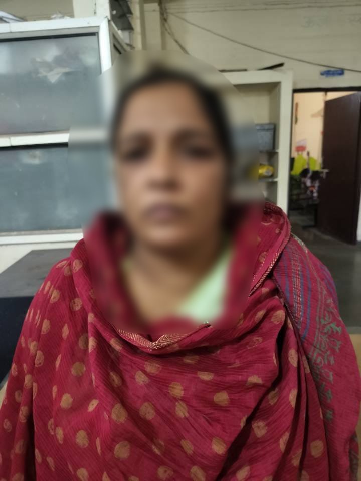 फिल्म रईस की तर्ज पर इंदौर में एक महिला नाबालिक बच्चों के माध्यम सप्लाई कराती थी मादक पदार्थ, महिला पर 20 से ज्यादा है मामला दर्ज