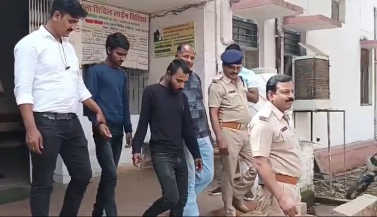 3 लाख कीमती ब्राउन शुगर के साथ दो आरोपी पुलिस ने किया गिरफ्तार।