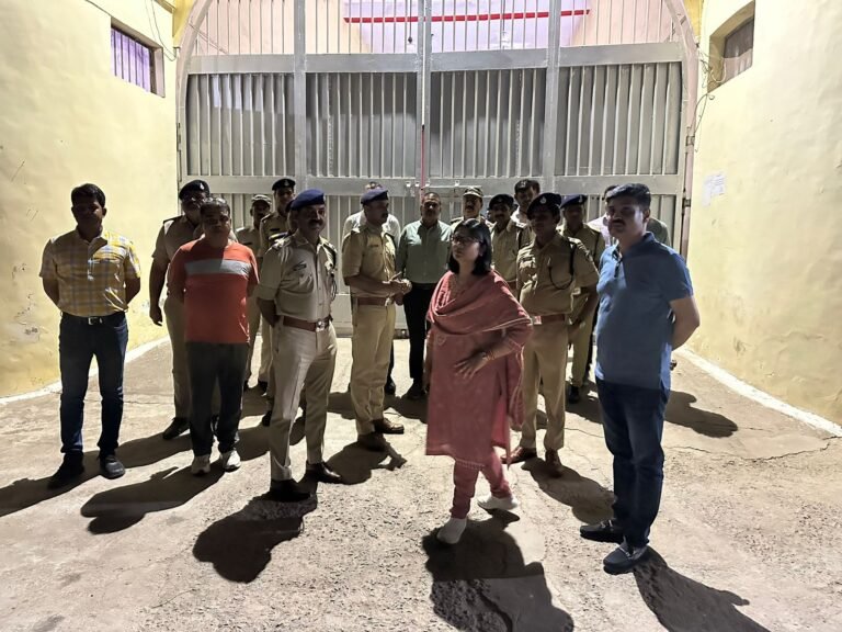 ग्वालियर सेंट्रल जेल का कलेक्टर एसपी ने किया निरीक्षण