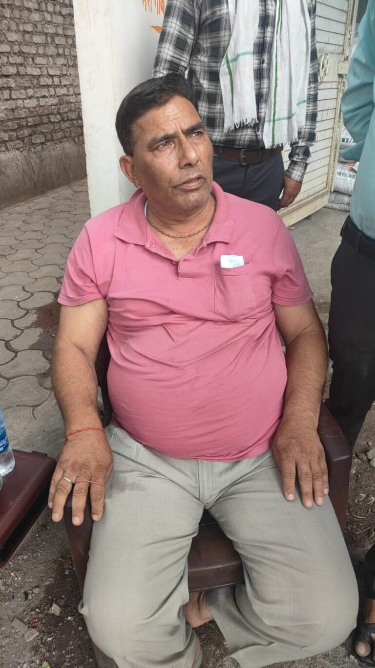 लोकायुक्त उज्जैन ने डेढ़ लाख की रिश्वत लेते हुए पटवारी मनोहर बिलावले को रंगे हाथ पकड़ा…