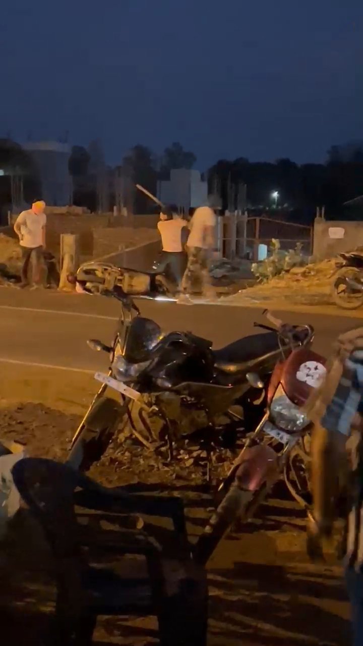 अशोकनगर में भाजपा के नेता पर हुआ जानलेवा घटना का वीडियो वायरल।